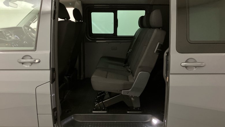 Volkswagen Transporter T30 Swb Diesel 2.0 TDI 150 Highline Kombi Van